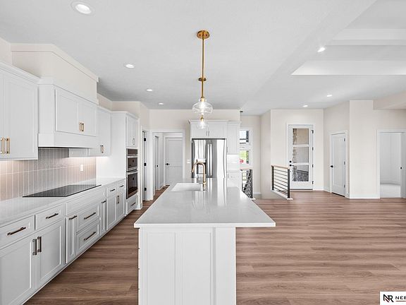 Interior detail at 8939 Dragonfly Lane
